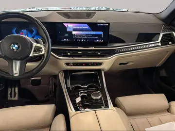 BMW X5 xDrive30d M Sport Navi AHK Kamera Pano.Dach