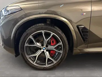 BMW X5 xDrive30d M Sport Navi AHK Kamera Pano.Dach
