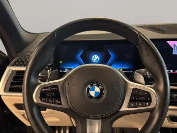 BMW X5 xDrive30d M Sport Navi AHK Kamera Pano.Dach