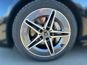 MERCEDES-BENZ C 300 d AMG Kamera KeylessGo LEDhigh