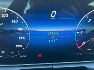 MERCEDES-BENZ C 300 d AMG Kamera KeylessGo LEDhigh