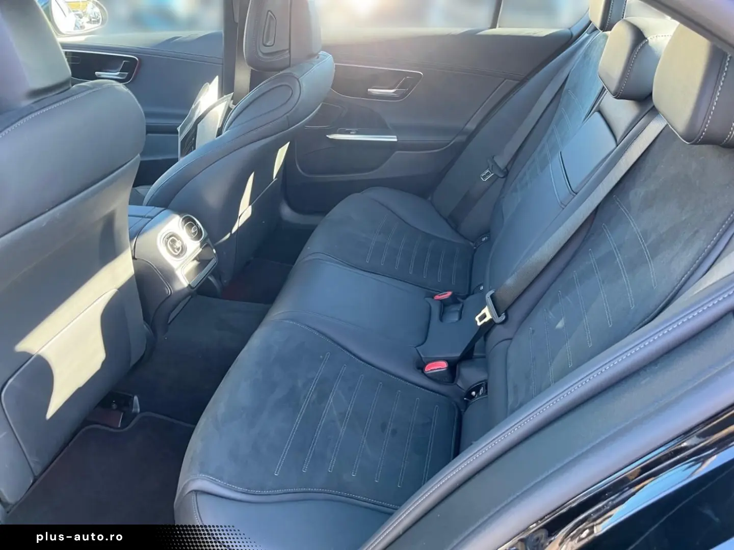 MERCEDES-BENZ C 300 d AMG Kamera KeylessGo LEDhigh
