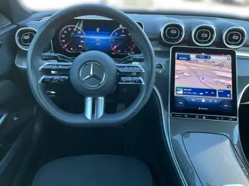 MERCEDES-BENZ C 300 d AMG Kamera KeylessGo LEDhigh