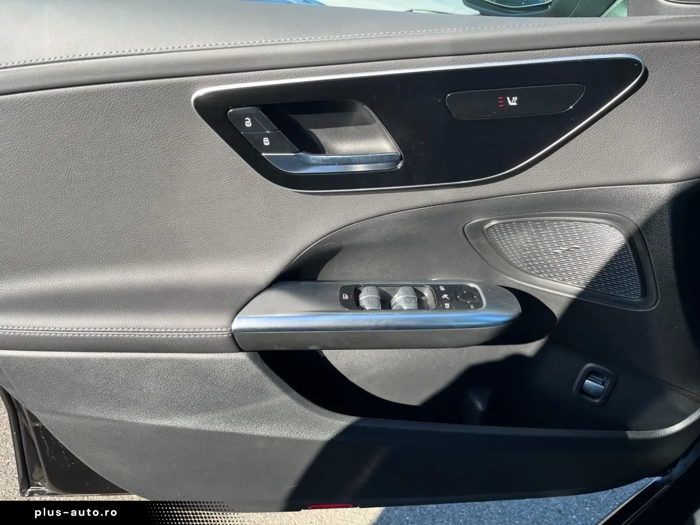 MERCEDES-BENZ C 300 d AMG Kamera KeylessGo LEDhigh