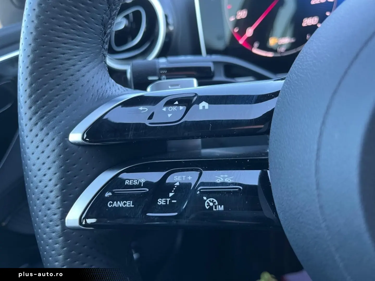 MERCEDES-BENZ C 300 d AMG Kamera KeylessGo LEDhigh