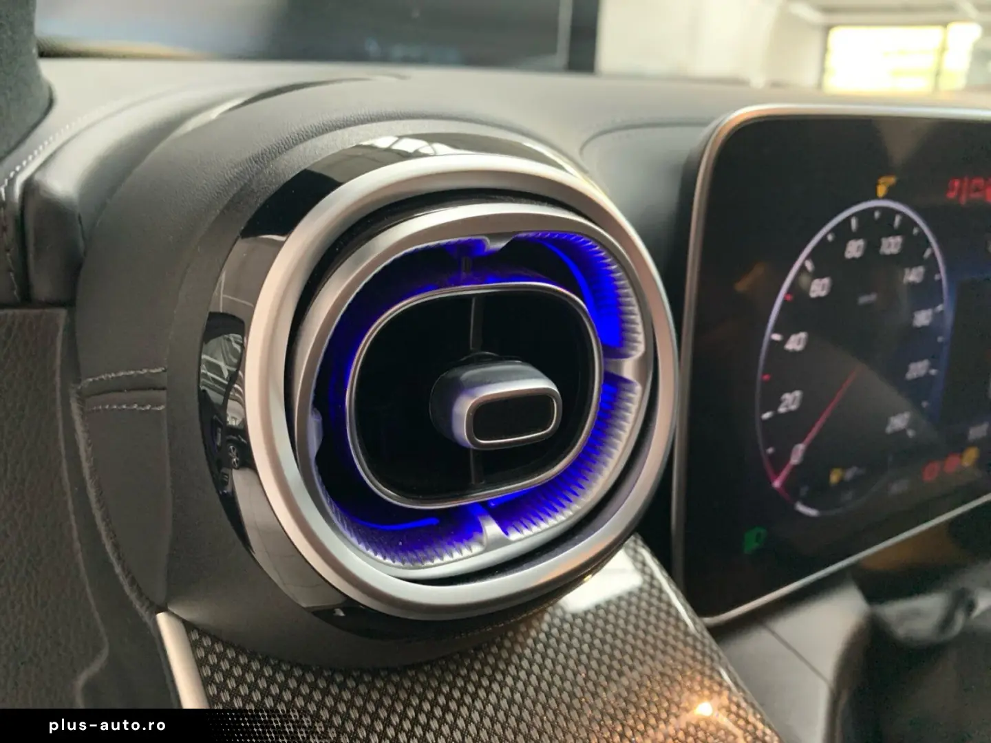 MERCEDES-BENZ GLC 2023 — imagine 15