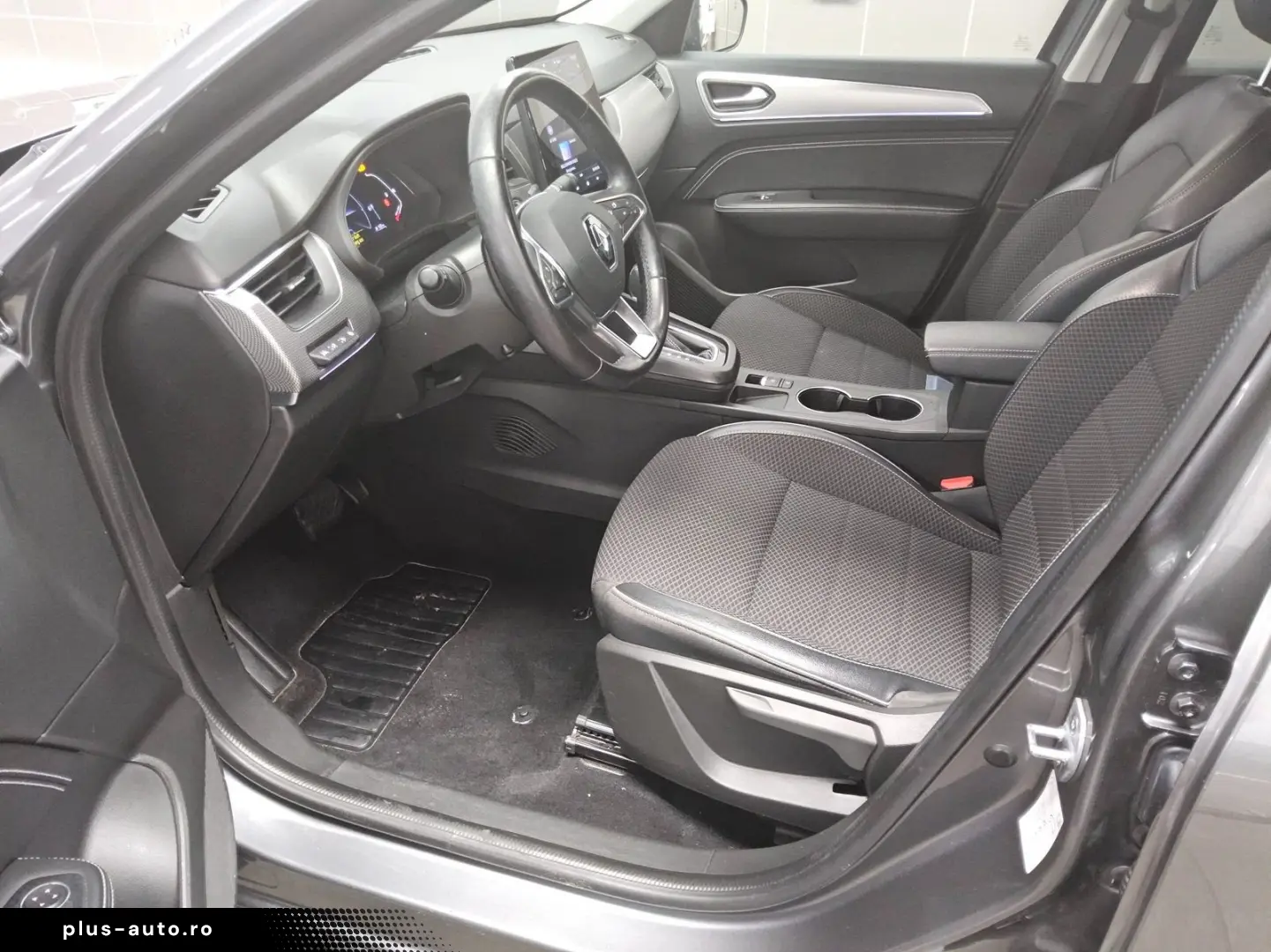 RENAULT Arkana 1.6 E-Tech Intens T-Leder Navi LED