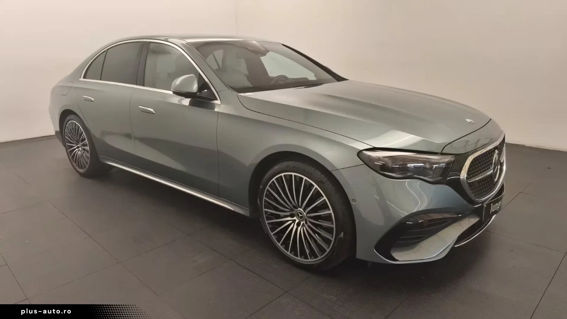 Mercedes-Benz E 220d 4M AMG Premium Airmatic 20