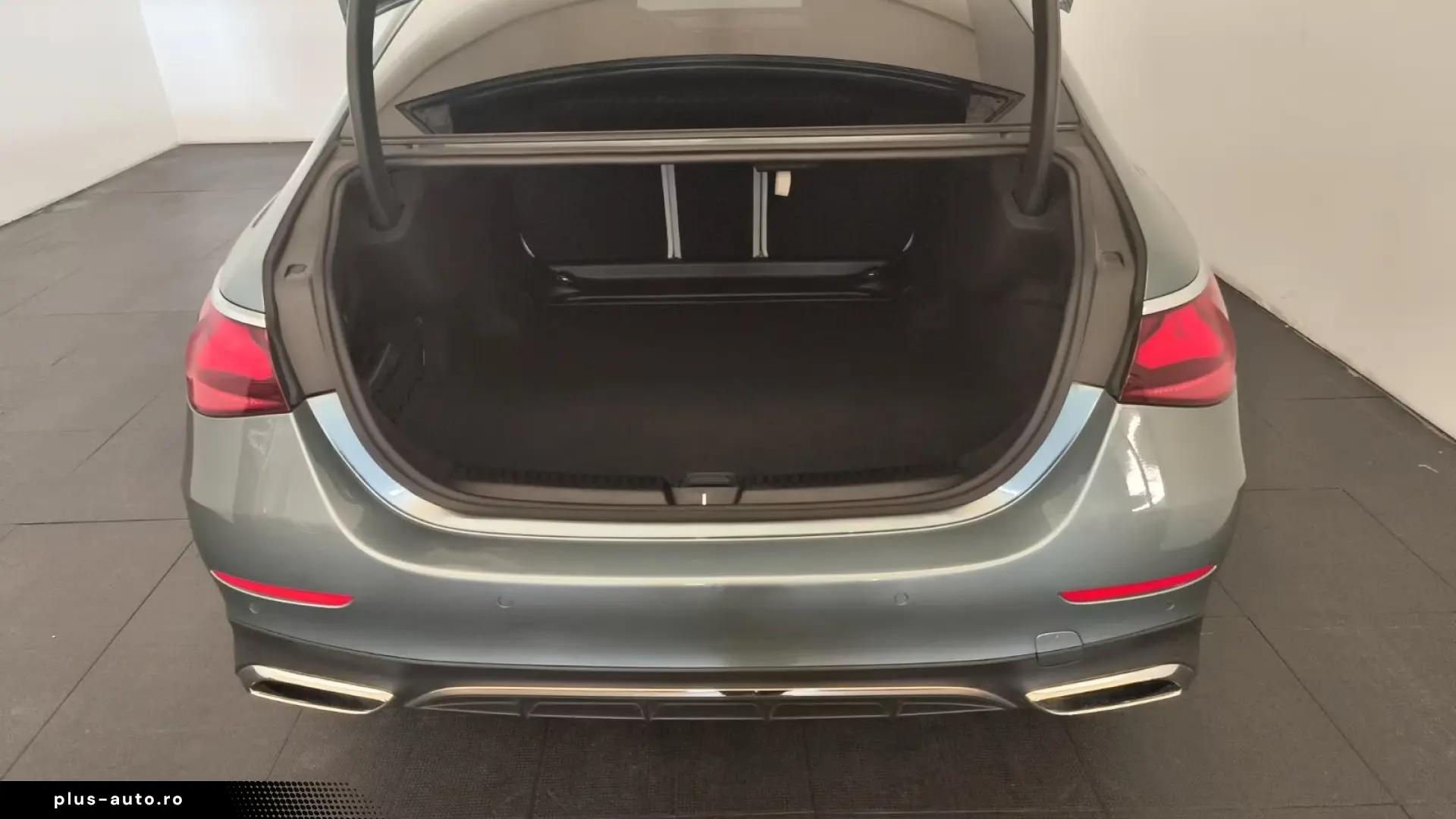 MERCEDES-BENZ E-Class 2023 — imagine 7