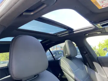 MERCEDES-BENZ C 300d 4Matic AMG Line Panorama-Head-Up-360
