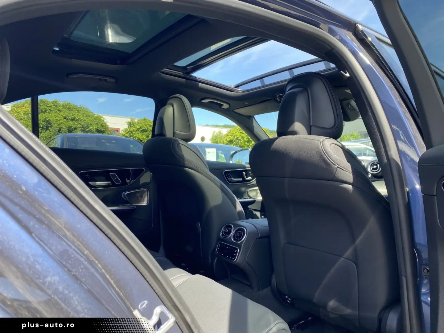 MERCEDES-BENZ C 300d 4Matic AMG Line Panorama-Head-Up-360