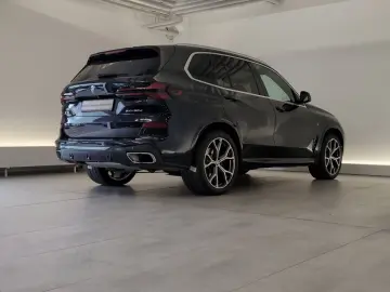 BMW X5 xDrive30d M Sport Navi LED AHK RFK H&K Navi L