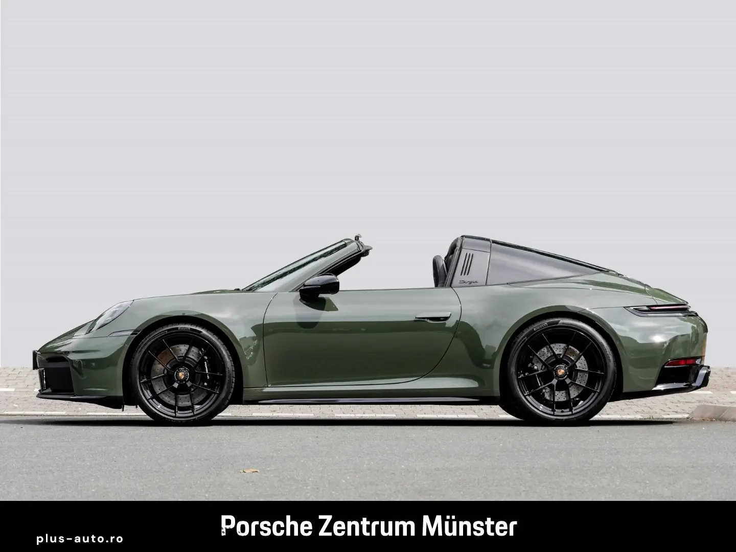 PORSCHE 992 911 Targa 4 GTS Burmester Surround-View
