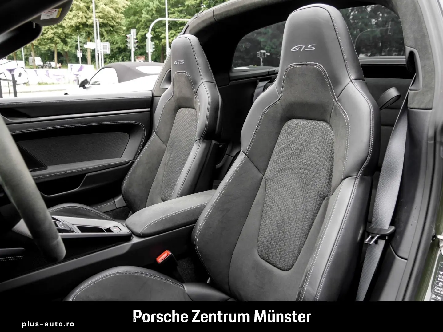 PORSCHE 992 911 Targa 4 GTS Burmester Surround-View