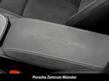 PORSCHE 992 911 Targa 4 GTS Burmester Surround-View
