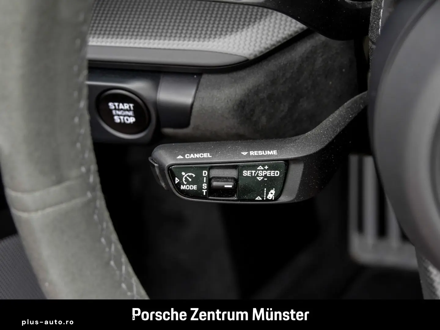 PORSCHE 992 911 Targa 4 GTS Burmester Surround-View