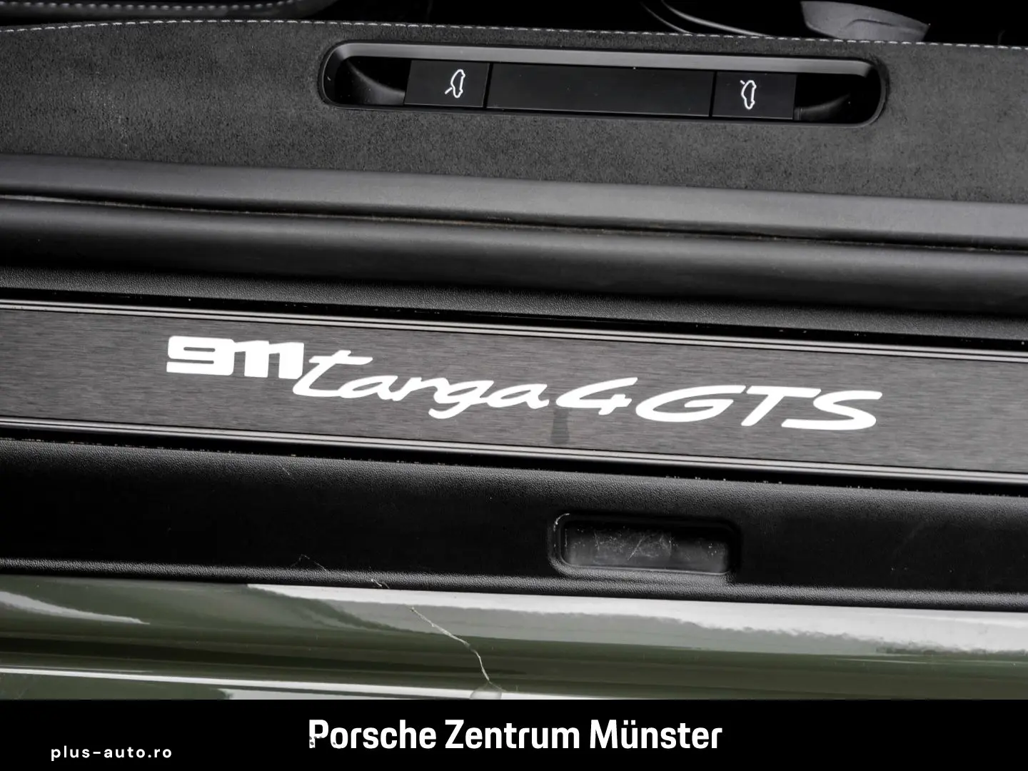 PORSCHE 992 911 Targa 4 GTS Burmester Surround-View