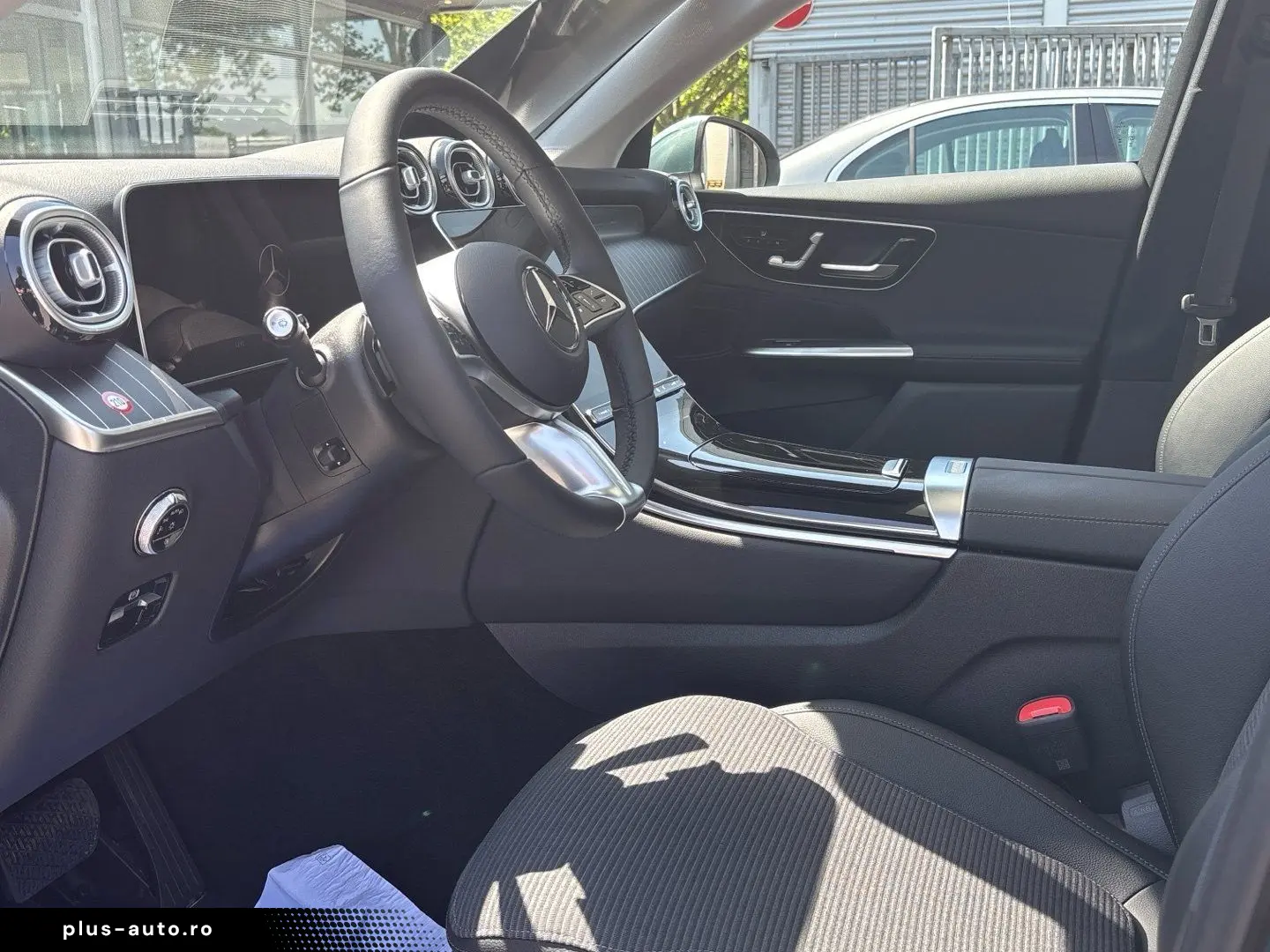 MERCEDES-BENZ GLC 2025 — imagine 9