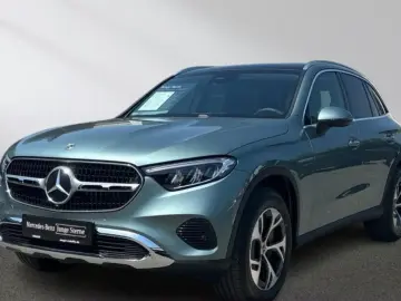 MERCEDES-BENZ GLC 300 e 4M Avantgarde Panorama Distronic AHK