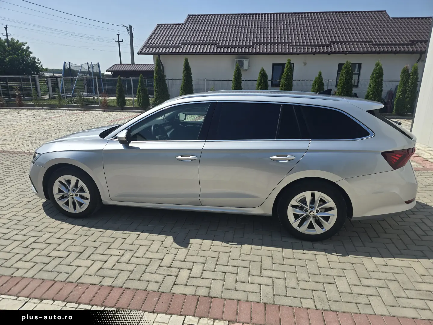 SKODA Octavia 2021 — imagine 4