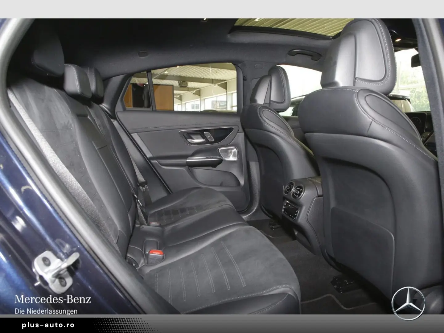 MERCEDES-BENZ GLC 300 4M Cp AMG Prem  Dist Pano 360  Burm