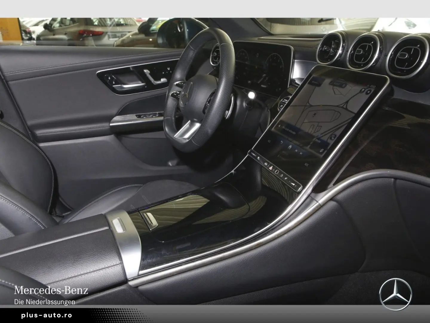 MERCEDES-BENZ GLC 300 4M Cp AMG Prem  Dist Pano 360  Burm