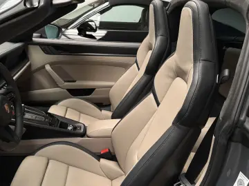 PORSCHE 992 911 Targa 4 GTS T-Hybrid  BOSE PORSCHE INNOD