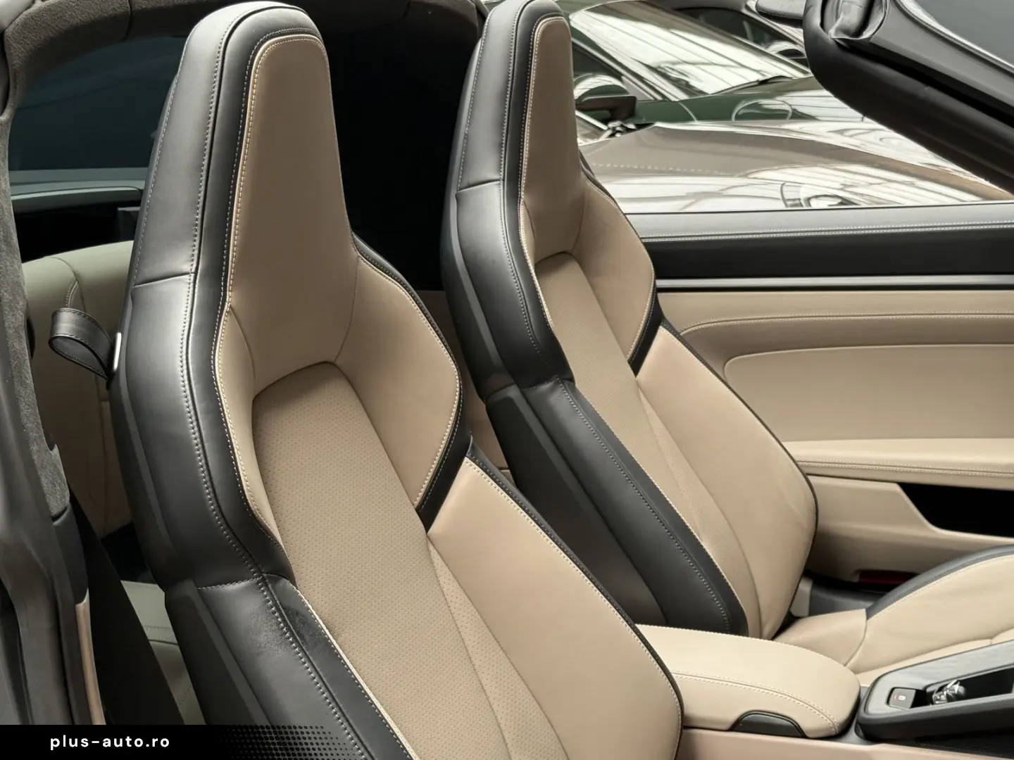 PORSCHE 992 911 Targa 4 GTS T-Hybrid  BOSE PORSCHE INNOD