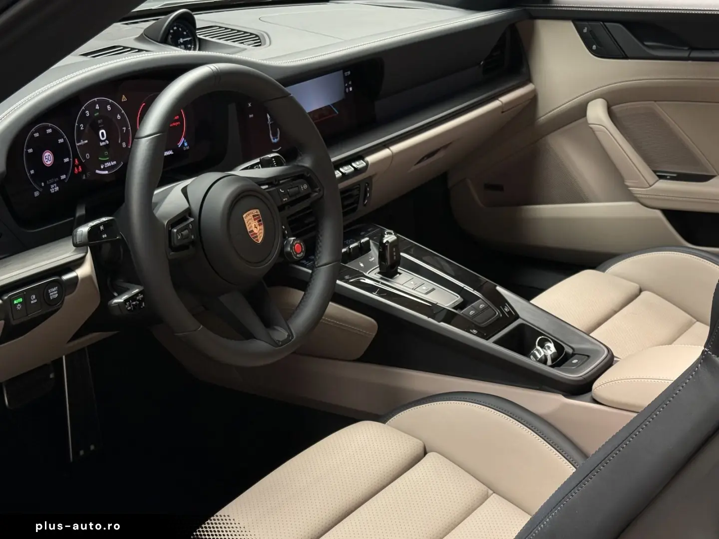 PORSCHE 992 911 Targa 4 GTS T-Hybrid  BOSE PORSCHE INNOD
