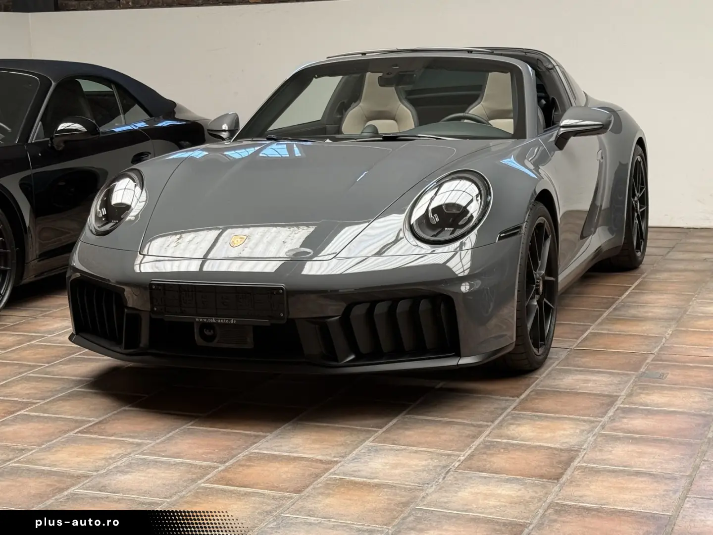 PORSCHE 992 911 Targa 4 GTS T-Hybrid  BOSE PORSCHE INNOD