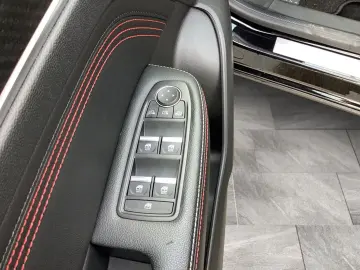 RENAULT Arkana 1 6 E-Tech Full Hybrid 145 RS-LINE