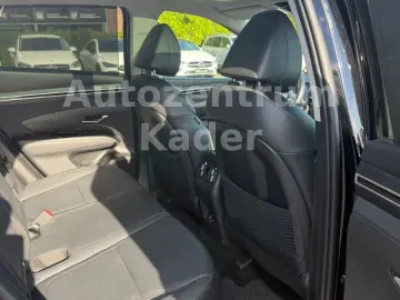HYUNDAI Tucson Prime Hybrid 2WD Pano AHK Premium