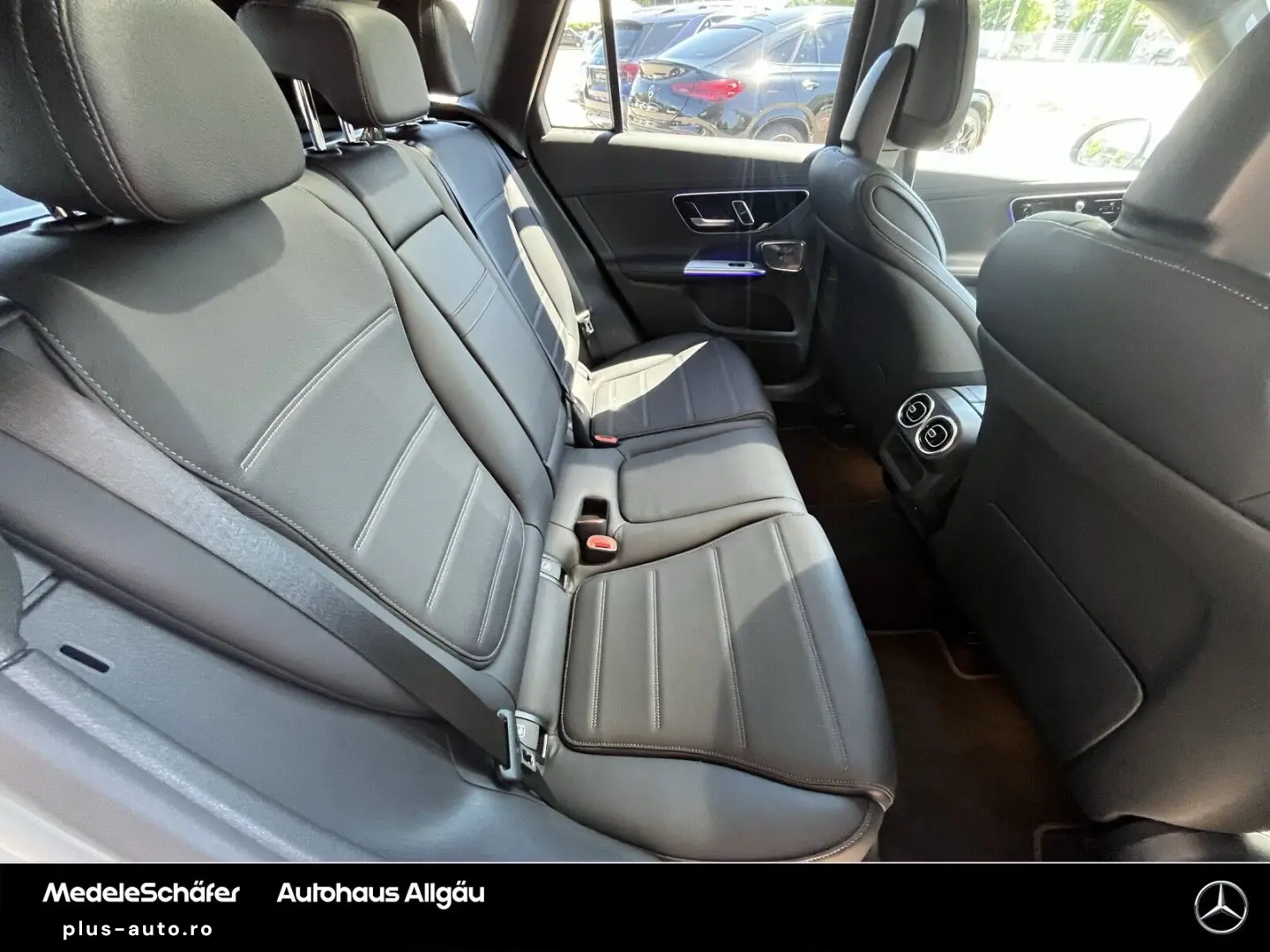 MERCEDES-BENZ GLC 300 e 4M Avantgrade 19  AHK Pano Distronic