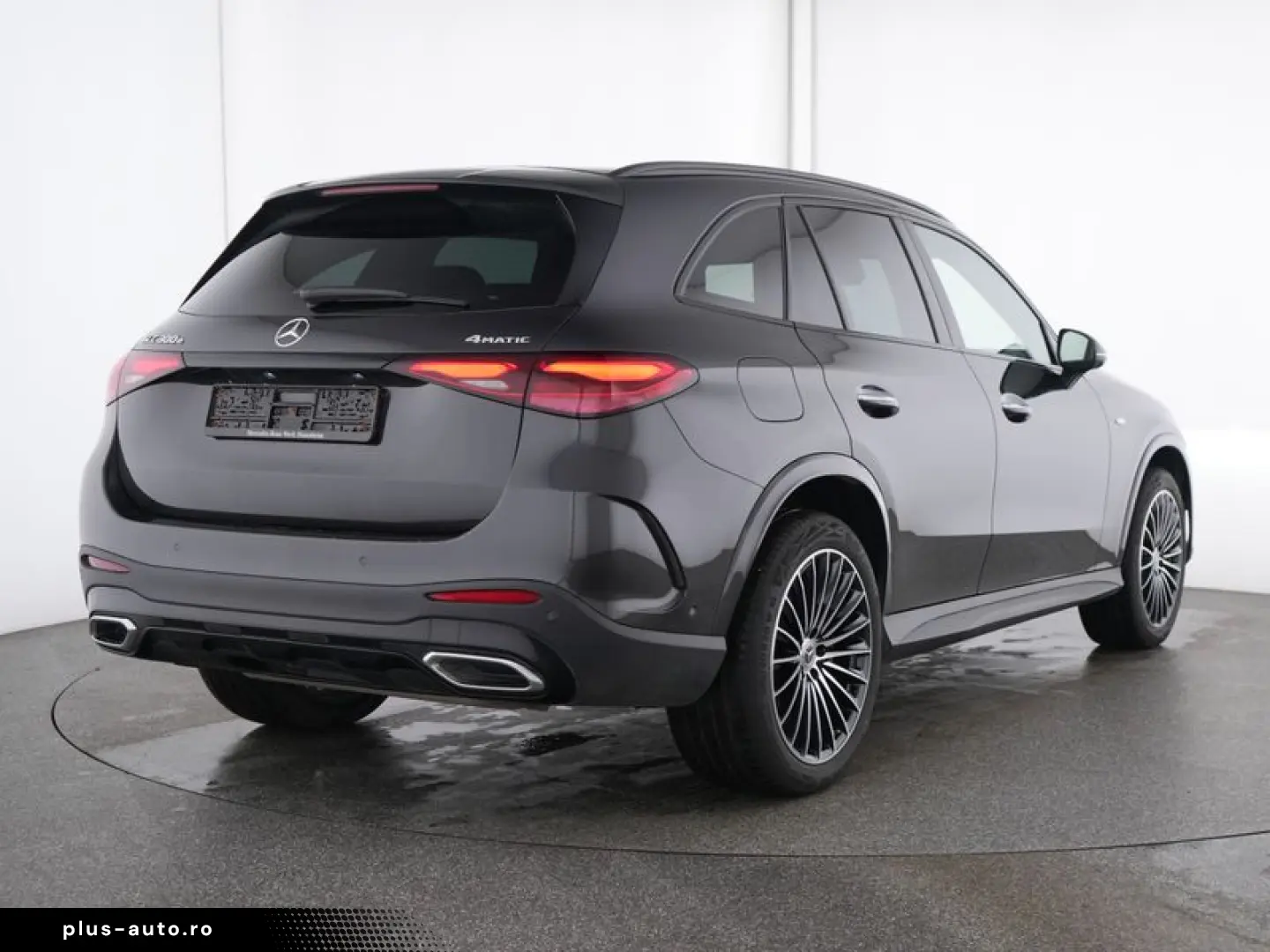 MERCEDES-BENZ GLC 300 e 4M  AMG Distron Digital AHK 360