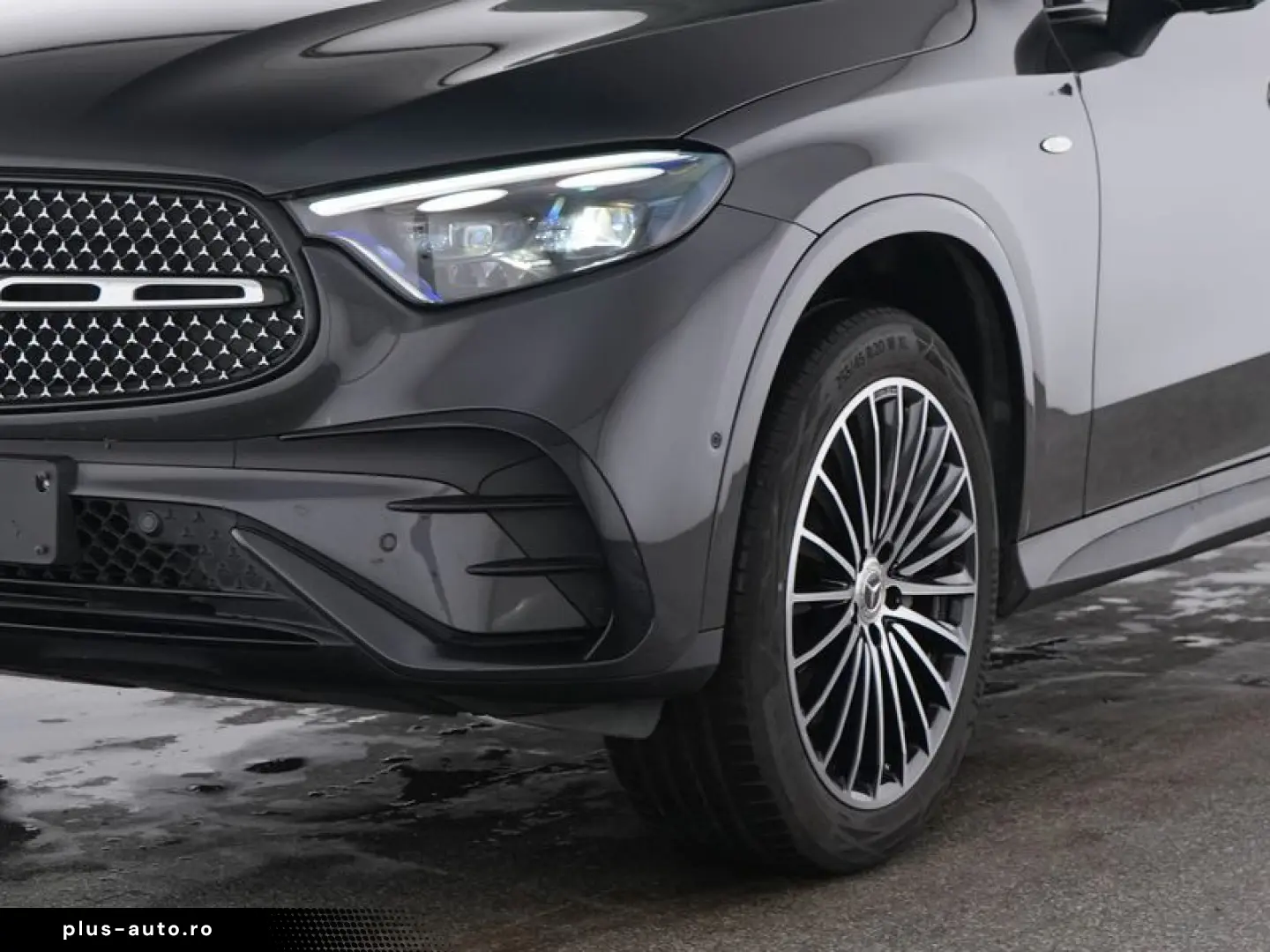 MERCEDES-BENZ GLC 300 e 4M  AMG Distron Digital AHK 360