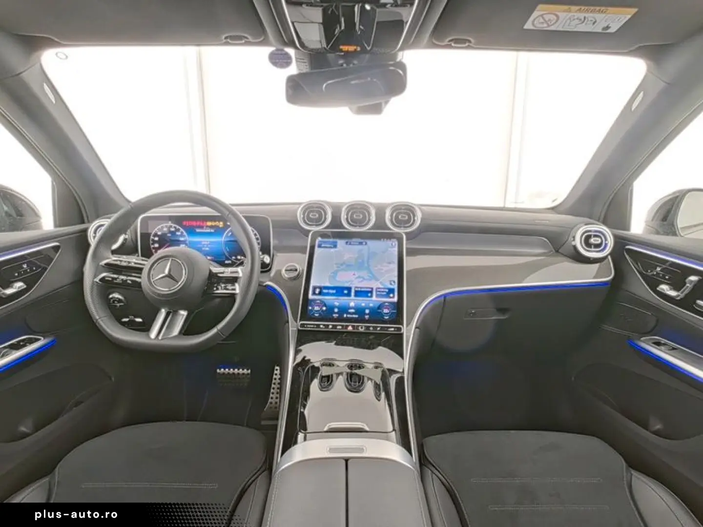 MERCEDES-BENZ GLC 300 e 4M  AMG Distron Digital AHK 360