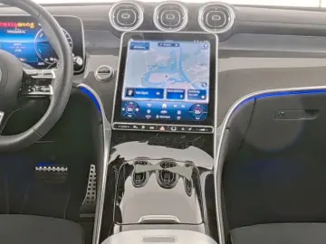 MERCEDES-BENZ GLC 300 e 4M  AMG Distron Digital AHK 360