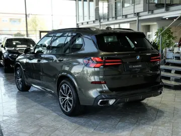 BMW X5 xDrive30d M Sport M-Sitze Belüftung 360K AHK