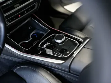 BMW X5 xDrive30d M Sport M-Sitze Belüftung 360K AHK