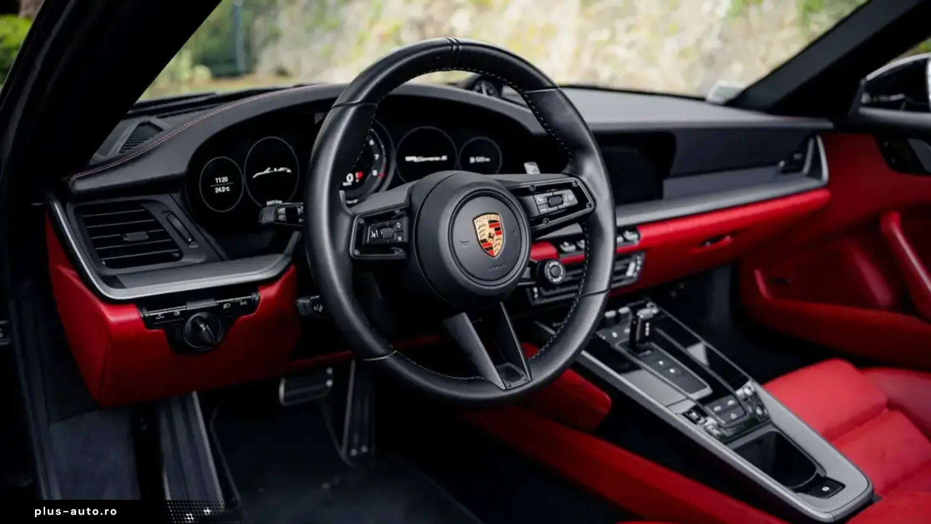 PORSCHE 911 2020 — imagine 9