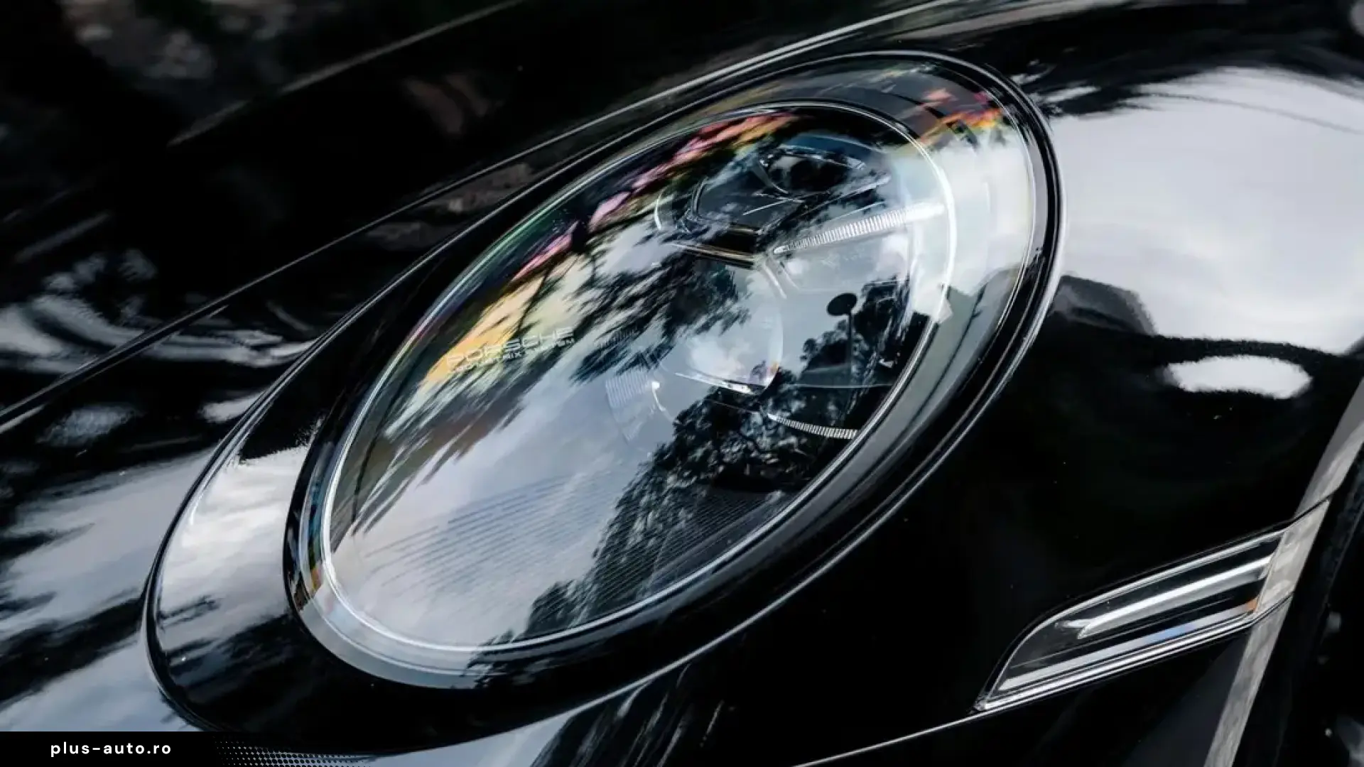 PORSCHE 911 2020 — imagine 13
