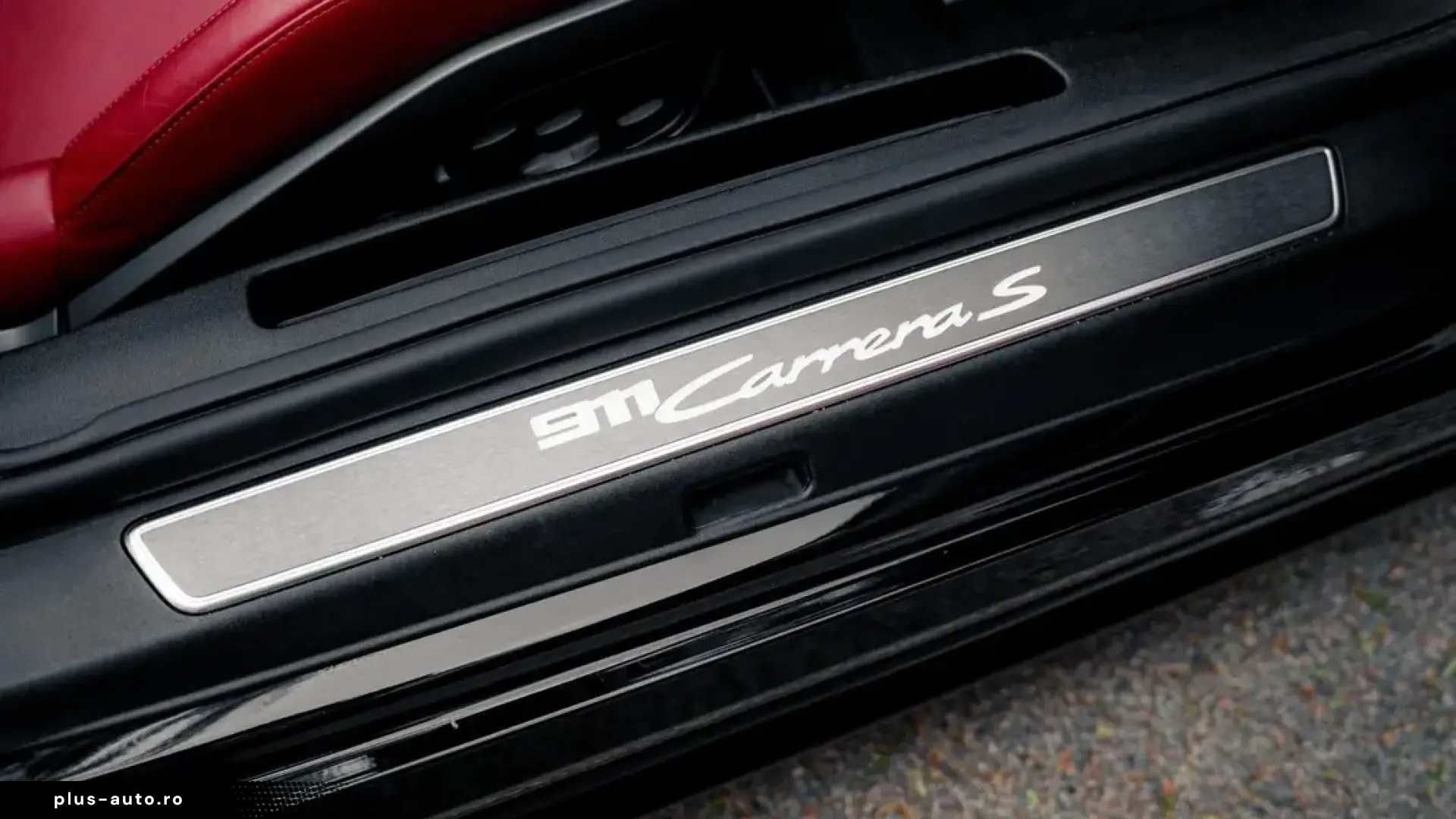 PORSCHE 911 2020 — imagine 15