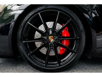 🚀 Porsche 911 Carrera S Cabriolet (992)