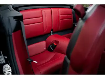 🚀 Porsche 911 Carrera S Cabriolet (992)