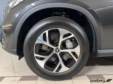 MERCEDES-BENZ GLC 300 e 4M Avantgarde LED AHK Kamera Memory