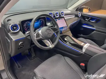 MERCEDES-BENZ GLC 300 e 4M Avantgarde LED AHK Kamera Memory
