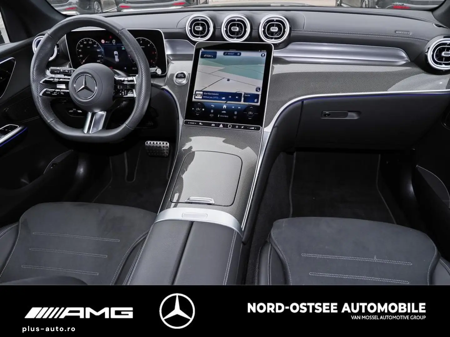 MERCEDES-BENZ GLC 300 d 4M AMG KEYLESS DISTRONIC AHK