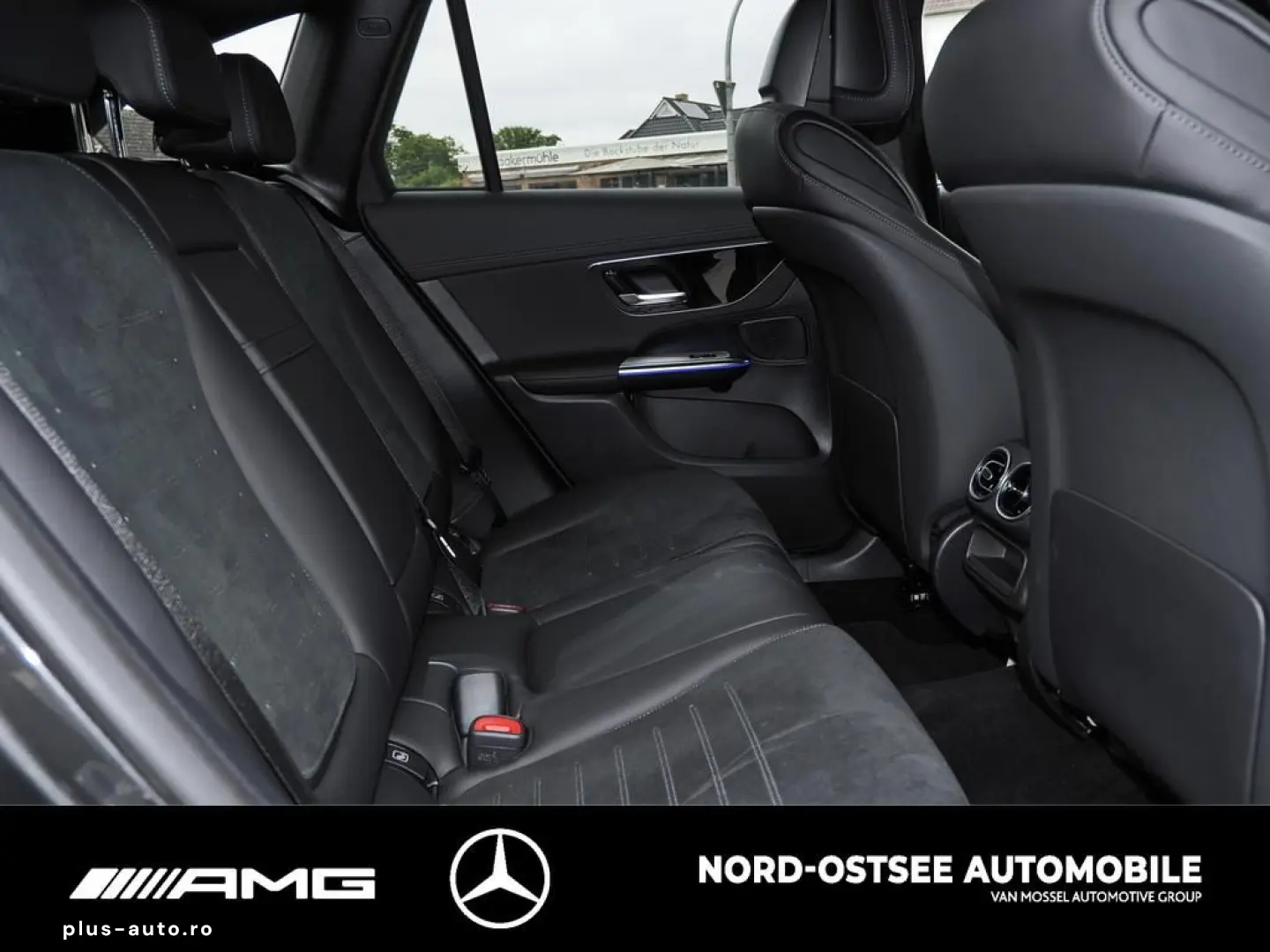 MERCEDES-BENZ GLC 300 d 4M AMG KEYLESS DISTRONIC AHK
