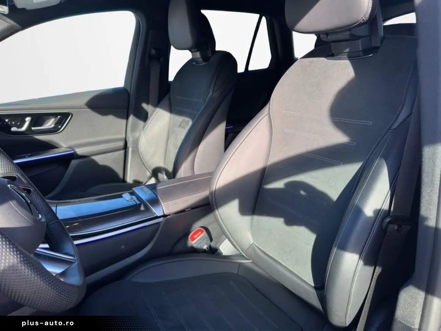 MERCEDES-BENZ GLC 300 d 4M AMG KEYLESS DISTRONIC AHK