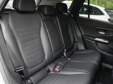 MERCEDES-BENZ GLC 300 e 4M AMG-Sport AHK DIGITAL 360 Night